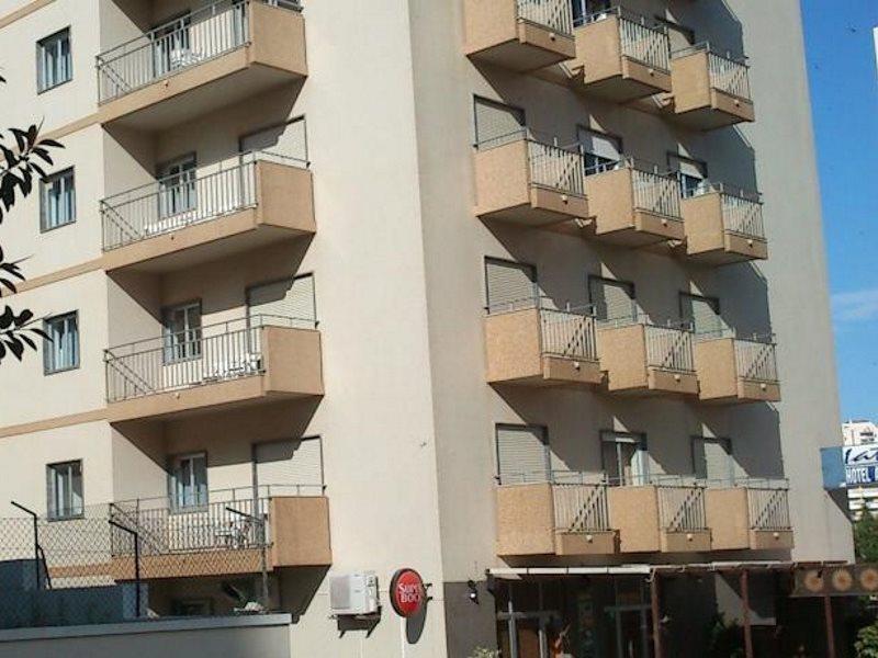 Hotel Apartamento Iate Portimao Exterior photo