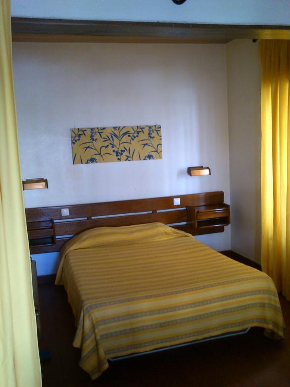 Hotel Apartamento Iate Portimao Exterior photo